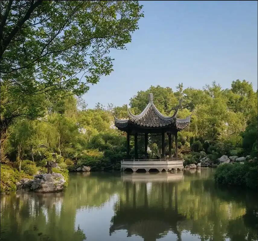 雨花台区摆布教育有限公司